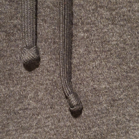 H&M | DIVIDED CROP TOP HOODIE - Picture 5 of 8